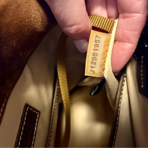 Dooney and Bourke Florentine Toscana Front Pocket Satchel NWT, Elephant color - Picture 12 of 12